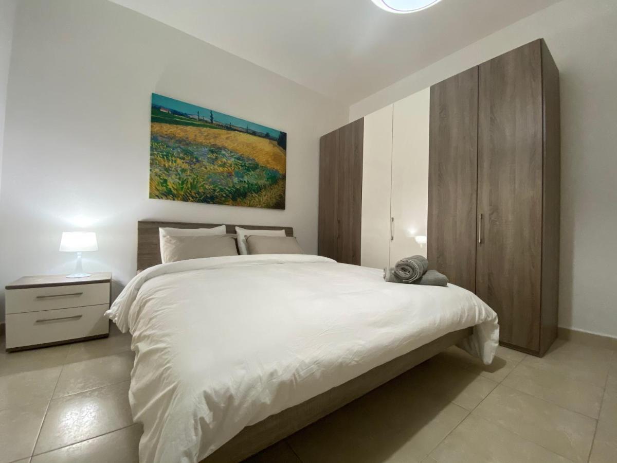 Апартаменти Rock Bay Бірзеббуджа Екстер'єр фото